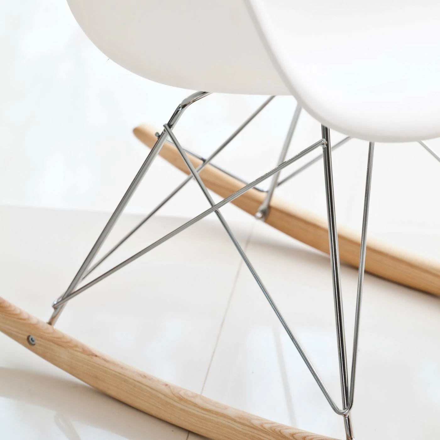 Cheap βοΈ Gifts For Kids Pangea Home Daisy Rocking Chair π 2 Cheap βοΈ Gifts For Kids Pangea Home Daisy Rocking Chair π - Image 2