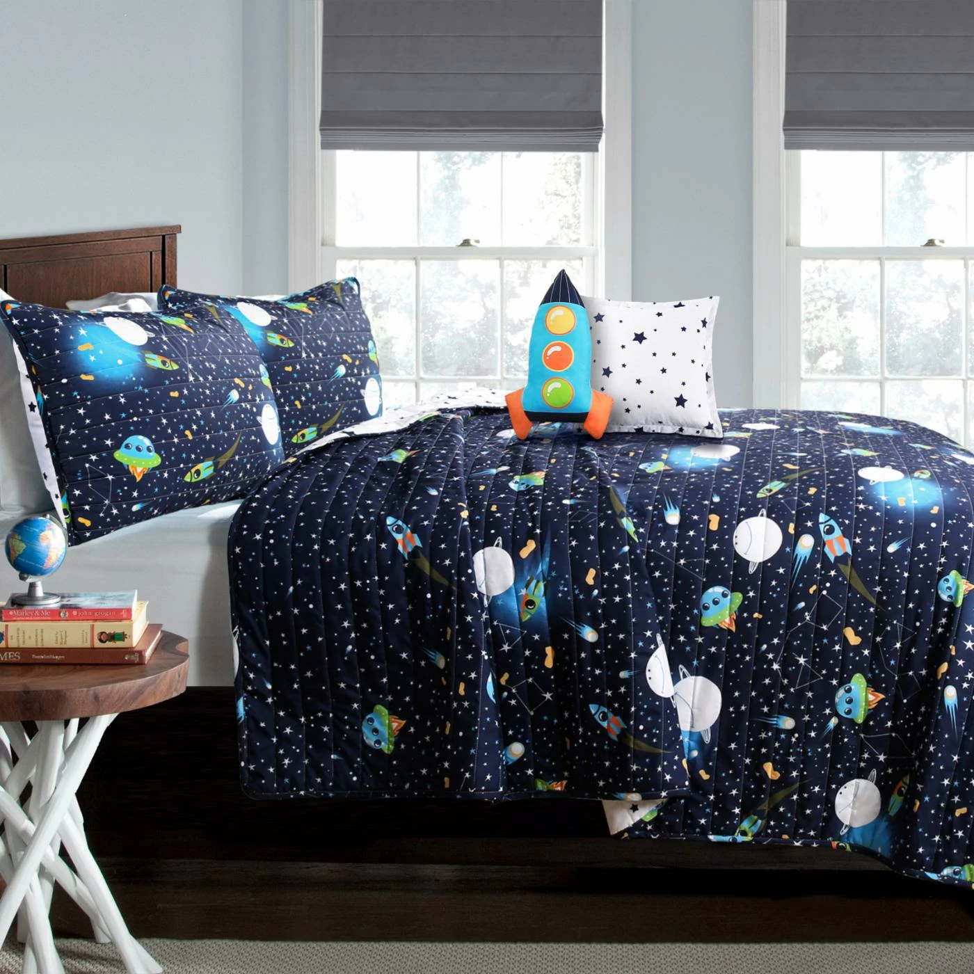 Hot Sale ๐ Gifts For Kids Universe Kids Quilt Set By Lush Decor ๐ 2 Hot Sale ๐ Gifts For Kids Universe Kids Quilt Set By Lush Decor ๐ - Image 2